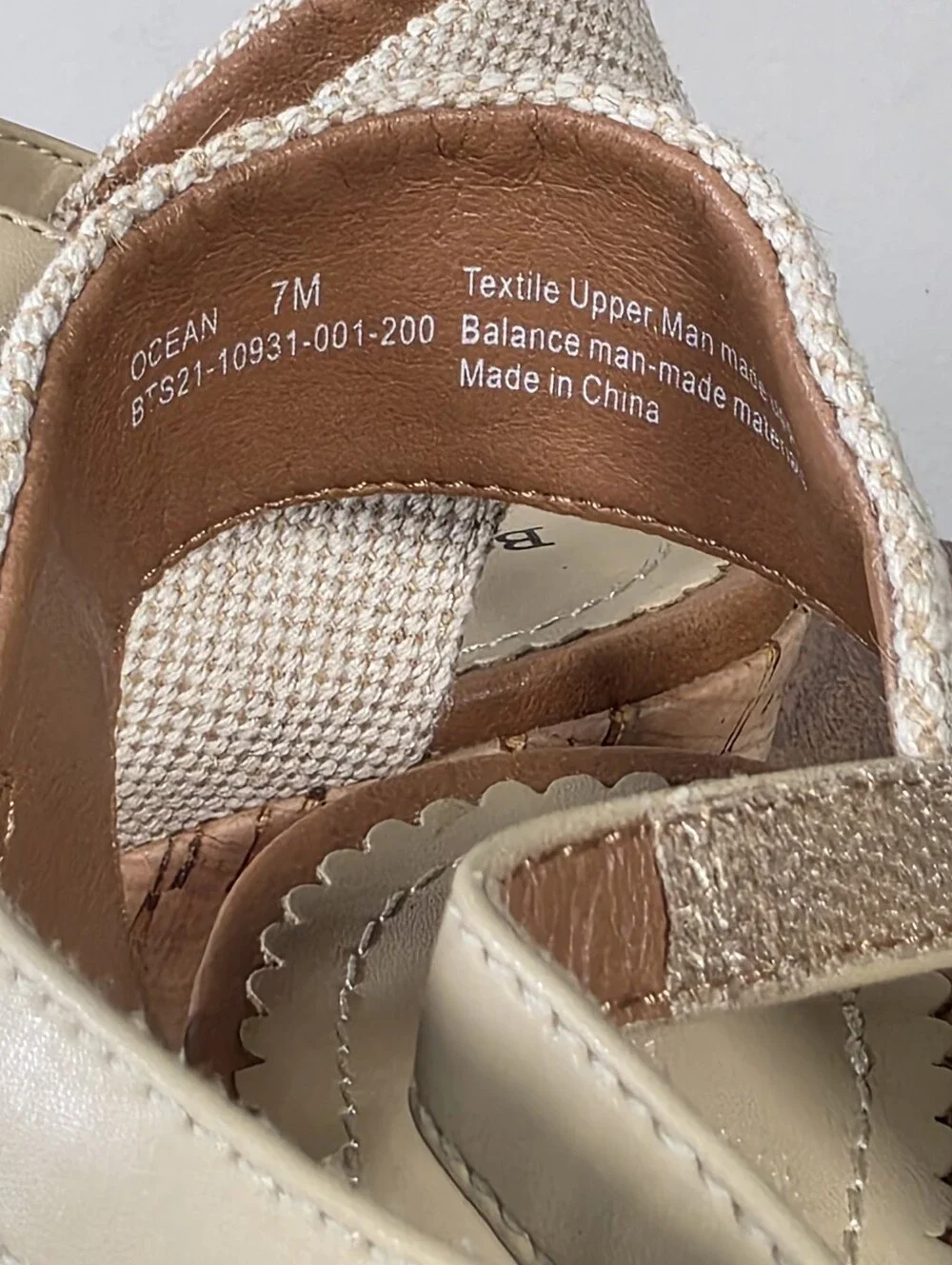 Baretraps Ocean Floral Closed Toe Espadrille Wedge Sandals Size 7 Like New